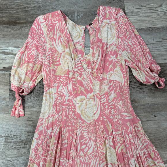 Free People Pink Floral Midi Dress Size 4 Tie Sleeve V-Neck Boho Vacation - Picture 3 of 9